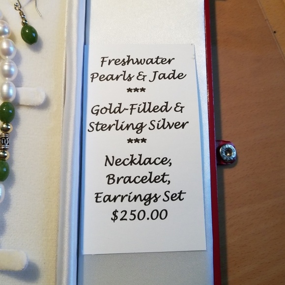 Necklace, bracelet, earrings - Picture 2 of 5